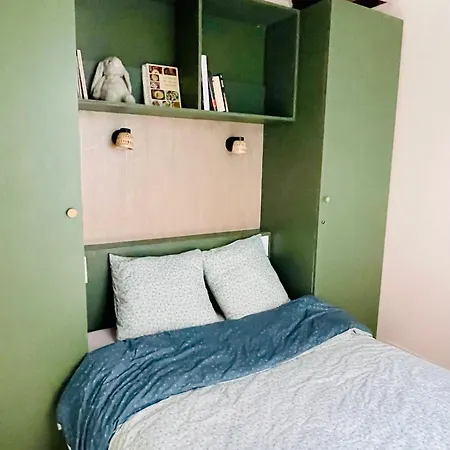 Проживание в семье Jin's Cosy At 10eme Париж