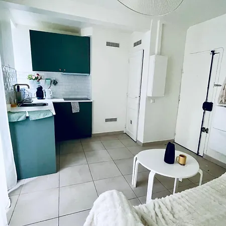 Jin's Cosy At 10eme Проживание в семье