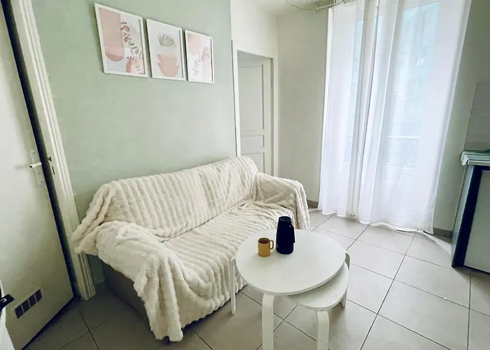 ホームステイ Jin's Cosy At 10eme *