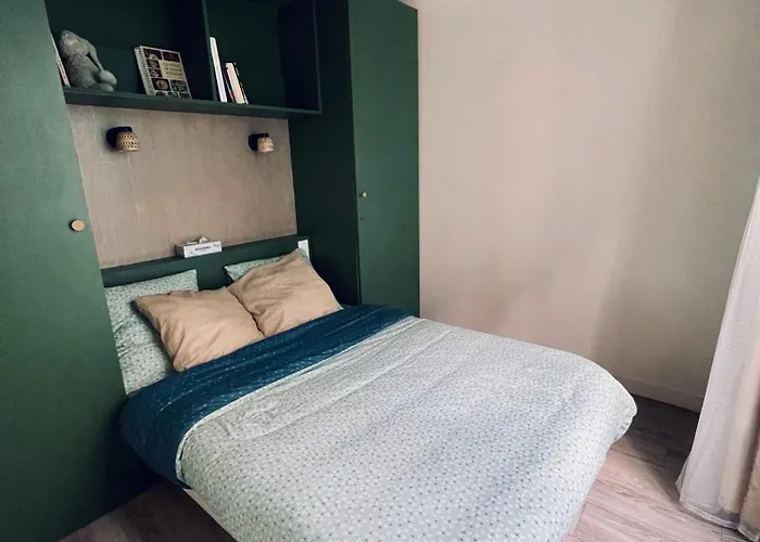 Jin's Cosy At 10eme